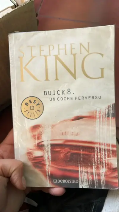 Libro Buick 8 de Stephen King en buen estado - miniatura 1