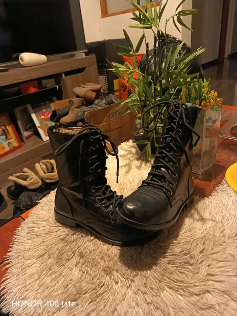 Botas de cuero  sintético negro con cordones - 2