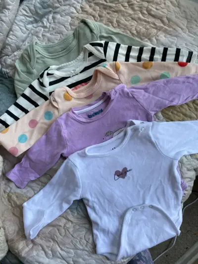 Conjunto de bodies para bebé - miniatura 1