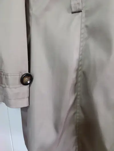 Abrigo trench beige para mujer - miniatura 4