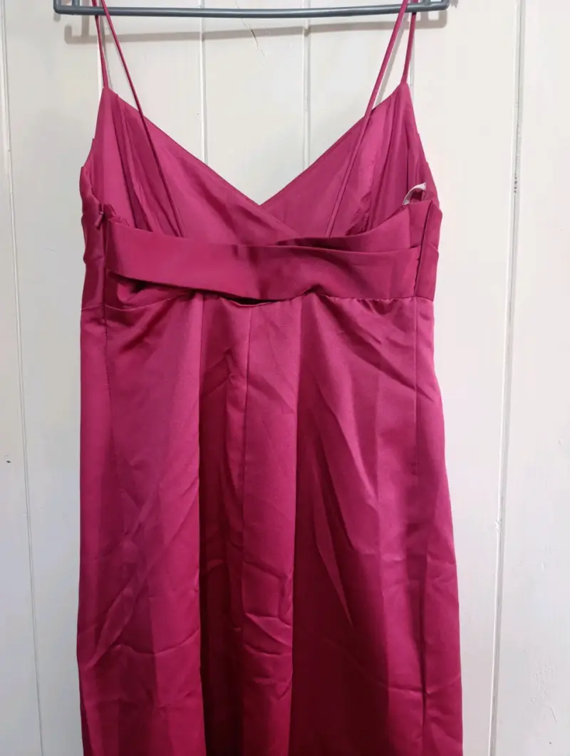 Vestido largo fucsia con tirantes - 3