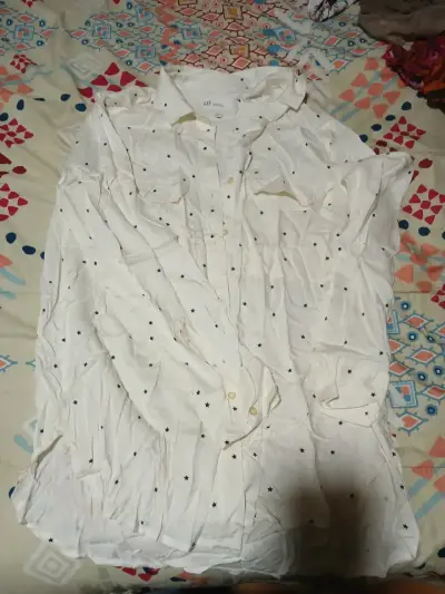 Camisa blanca con estampado de estrellas GAP - miniatura 1