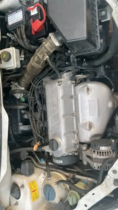 Auto Chery blanco en buen estado - miniatura 6
