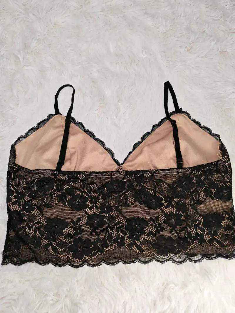 Conjunto de encaje y lentejuelas negro elegante - 5