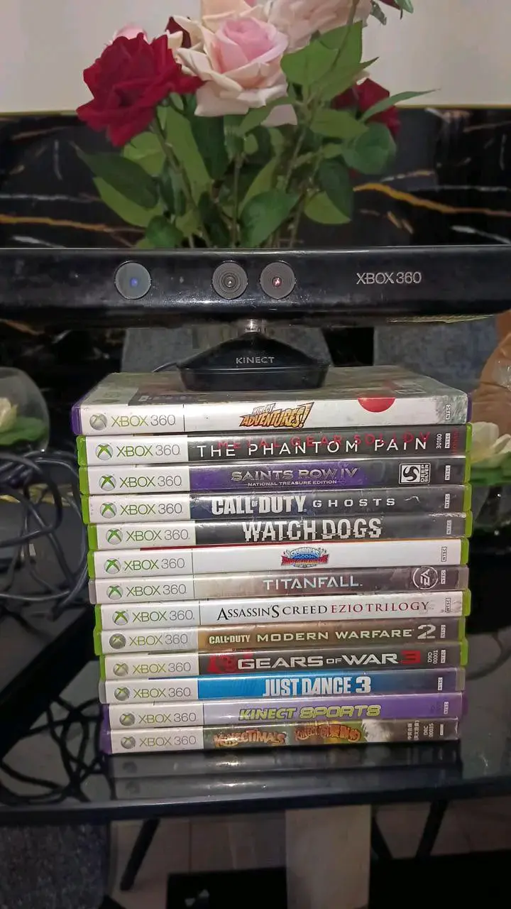 Consola Xbox 360 Edición Gears of War con Kinect y Juegos - 4