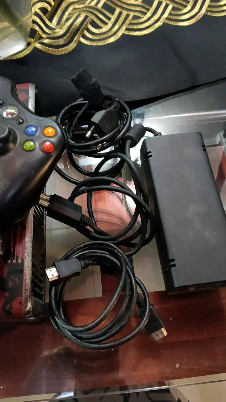 Consola Xbox 360 Edición Gears of War con Kinect y Juegos - 6