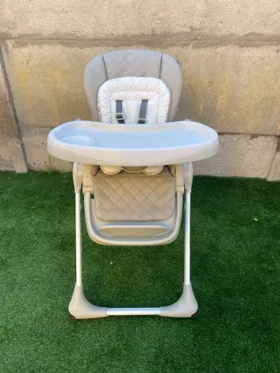 Silla de comer para bebé plegable y ajustable - miniatura 4