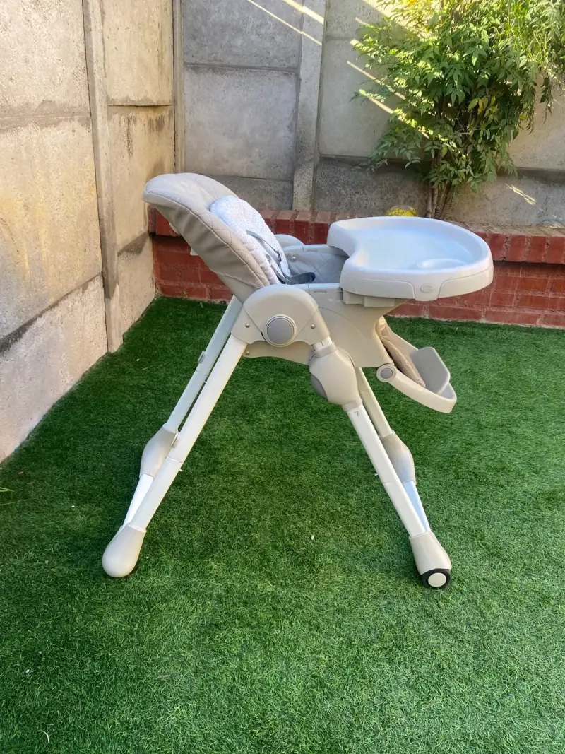 Silla de comer para bebé plegable y ajustable - 5