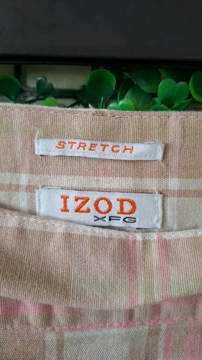 Falda short deportiva izod - miniatura 2