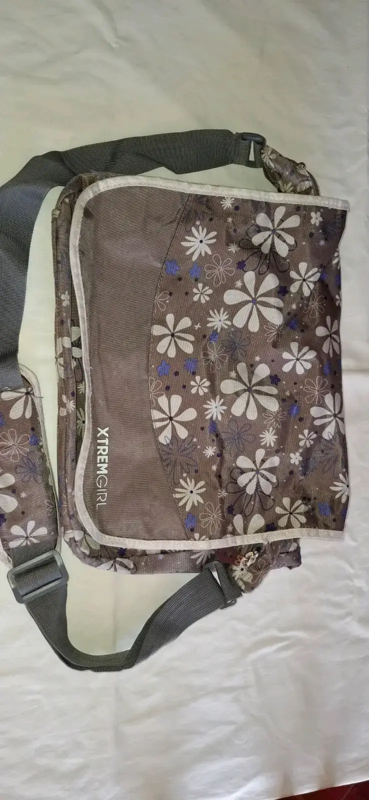 Bolso floral Xtrem Girl en buen estado - 1