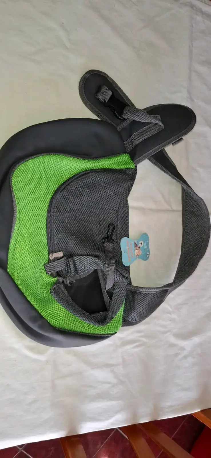 Bolso transportador de mascotas verde y gris - 1