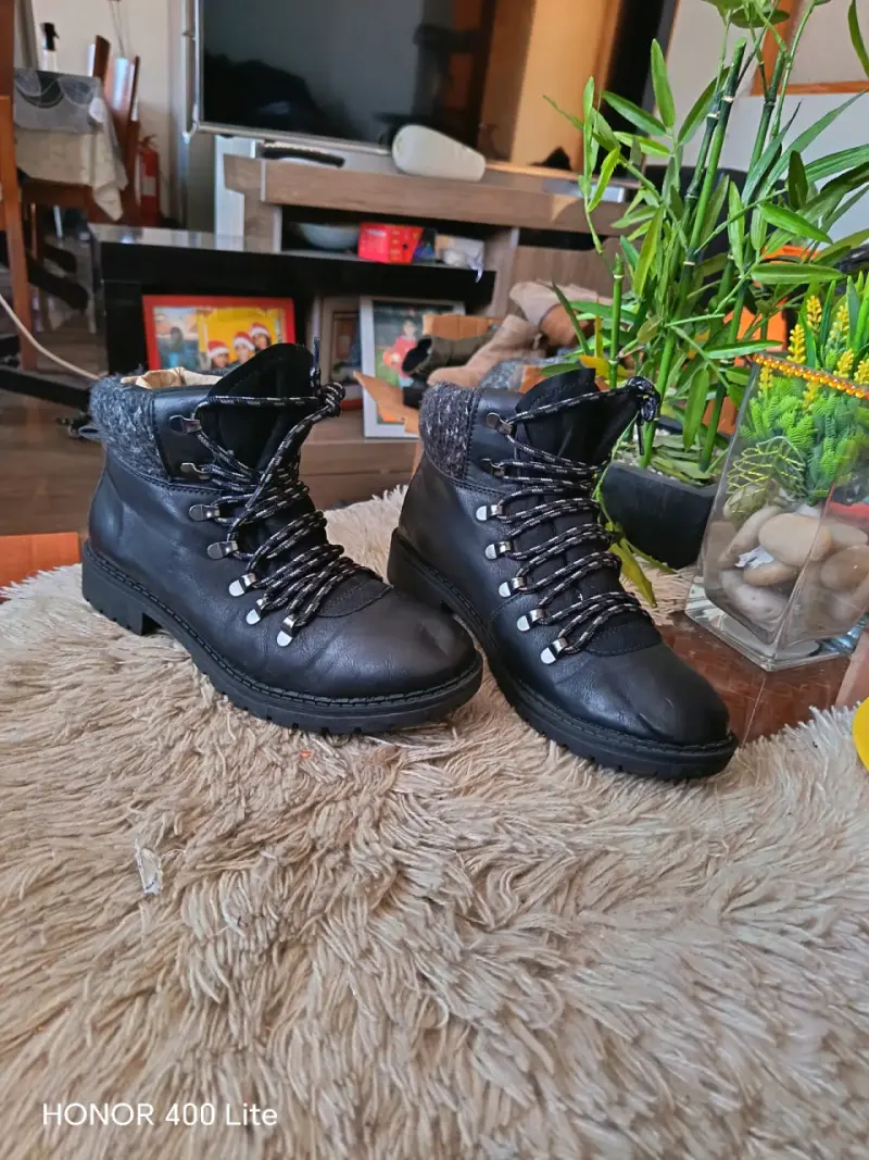 Botines de cuero negro con forro de lana - 4
