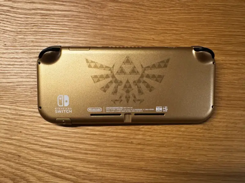 Nintendo Switch Lite Hyrule Edition +MicroSD 250GB - 3