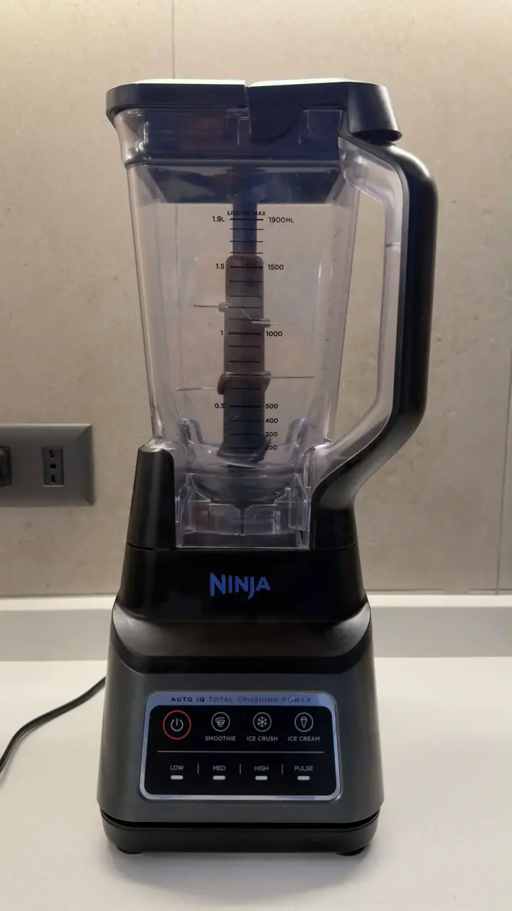 LICUADORA NINJA PROFESSIONAL PLUS BN701 - 1