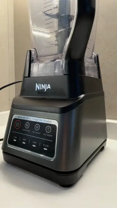 LICUADORA NINJA PROFESSIONAL PLUS BN701 - miniatura 2