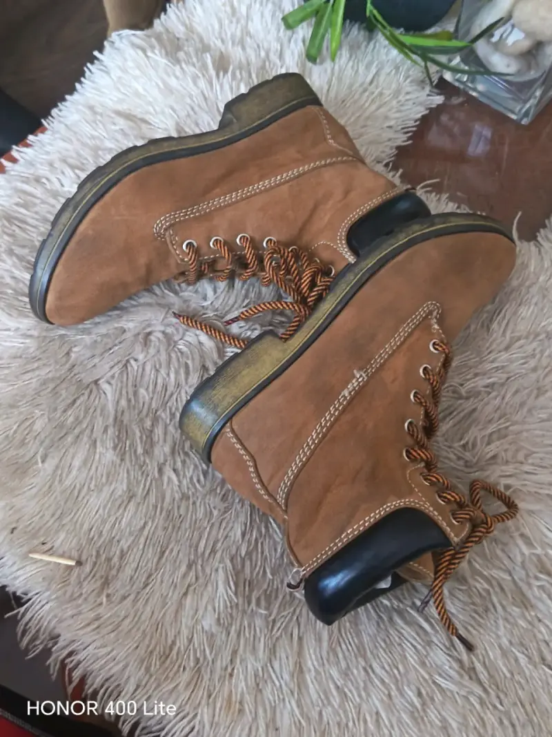 Botas de gamuza marrón para hombre - 2