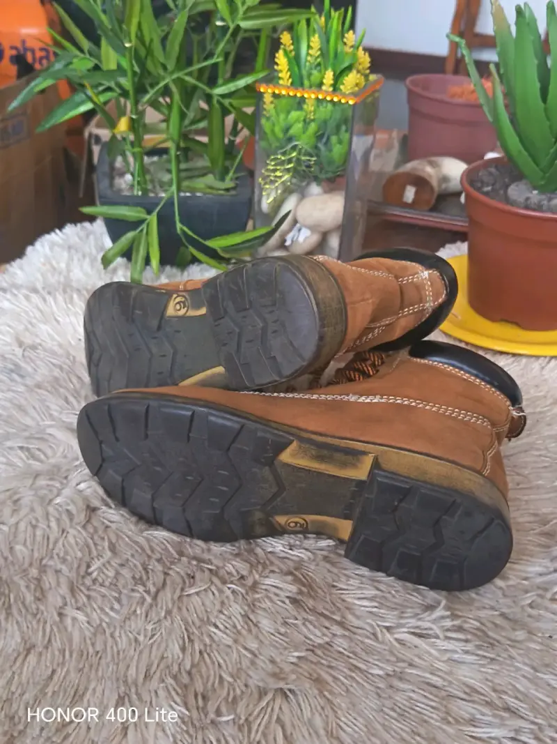 Botas de gamuza marrón para hombre - 3