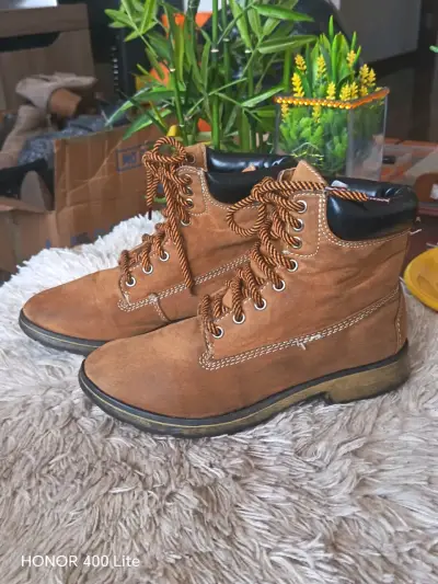 Botas de gamuza marrón para hombre - miniatura 4