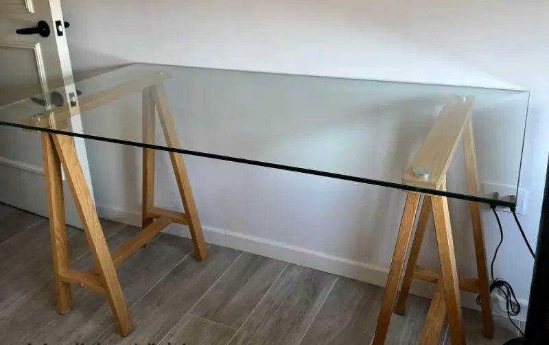 Mesa de Escritorio de Vidrio y Madera - 2