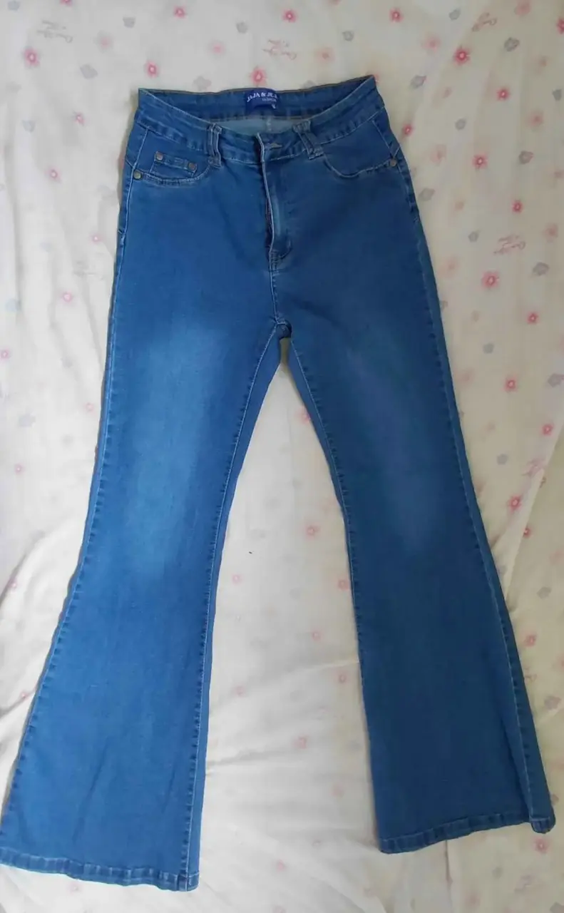 Jeans acampanados azul para mujer - 1