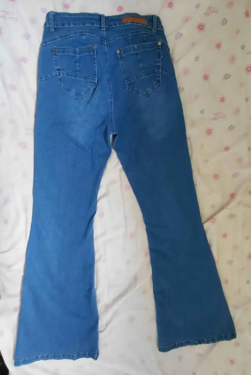 Jeans acampanados azul para mujer - 2