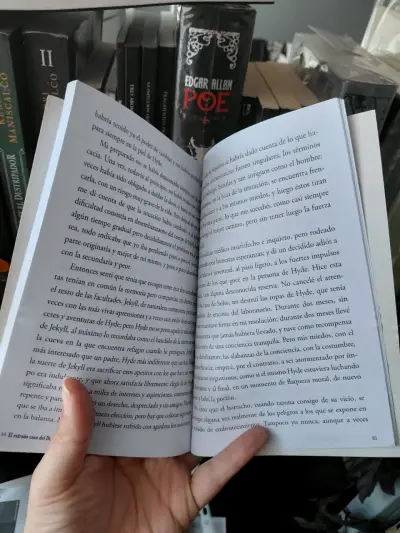 Libro El Extraño Caso del Dr. Jekyll y Mr. Hyde - miniatura 2