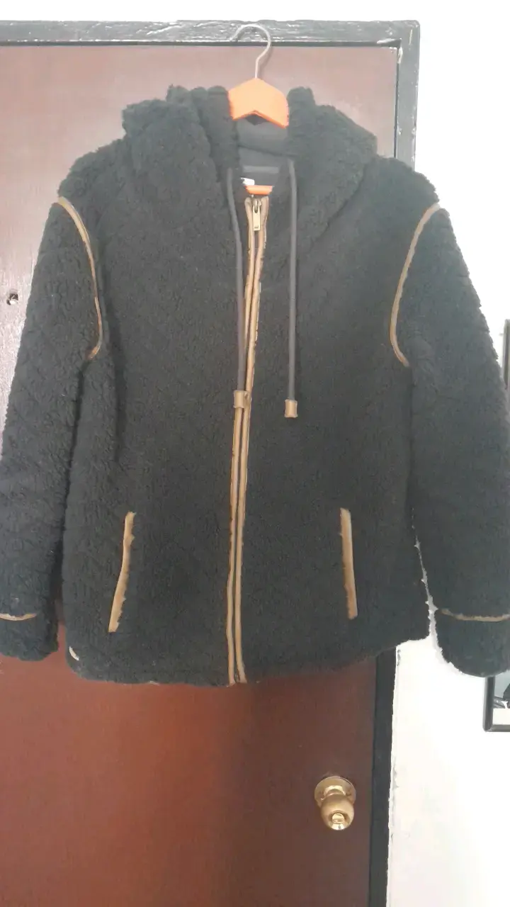 Chaqueta de lana negra con capucha RKF - 1