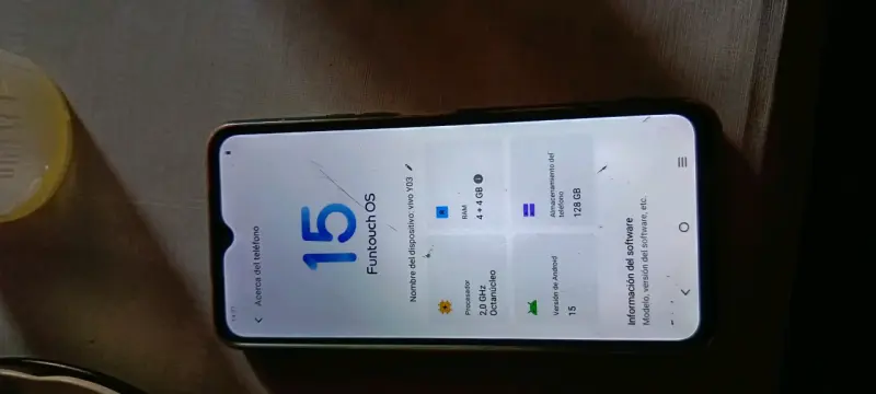 Teléfono Y03 - 2