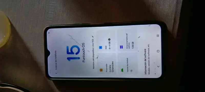Teléfono Y03 - 4