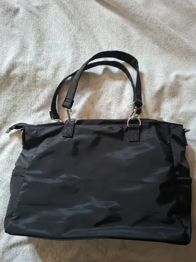 Bolso negro con bolsillo transparente - miniatura 2