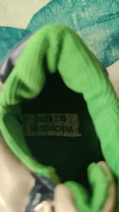 Set de zapatos y sandalias para bebé talla 15 y 16 - miniatura 3