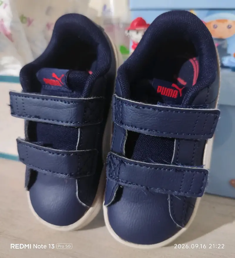 Zapatillas deportivas azul marino para niños Puma - 3