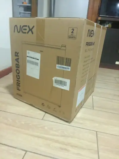 Frigobar NEX CR52 Blanco 50L con Congelador Manual - miniatura 3
