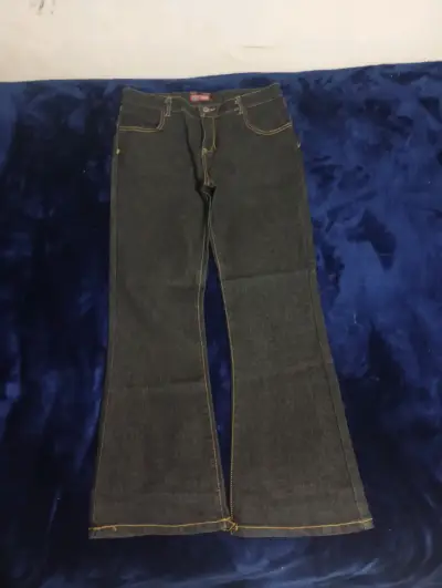 Jeans acampanados para mujer Faded Glory - miniatura 1