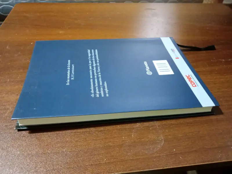 Libro En Las Montañas de la Locura - 6