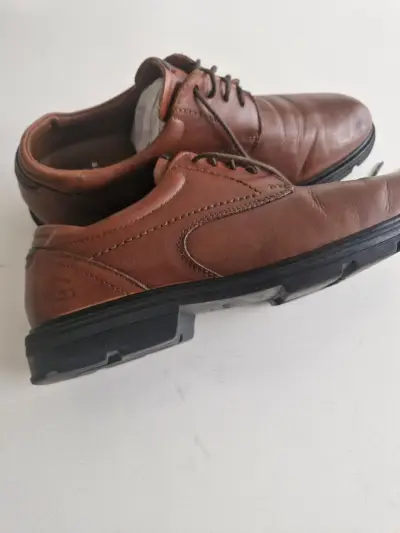 Zapatos de cuero marrón para hombre talla 42 - miniatura 2