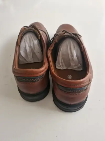 Zapatos de cuero marrón para hombre talla 42 - miniatura 3
