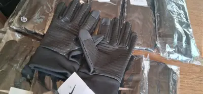 Guantes deportivos Nike Dri-FIT negros - miniatura 4