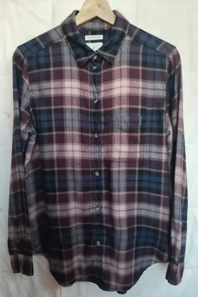 Ropa en buen estado - miniatura 1