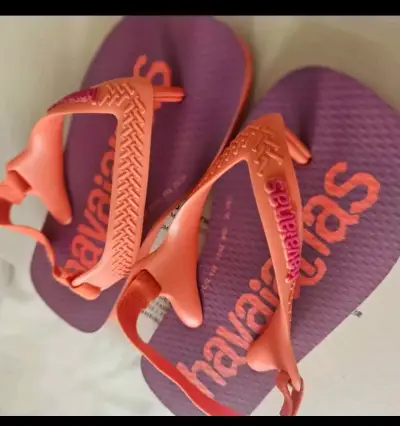 Sandalias Havaianas talla 23 - miniatura 1