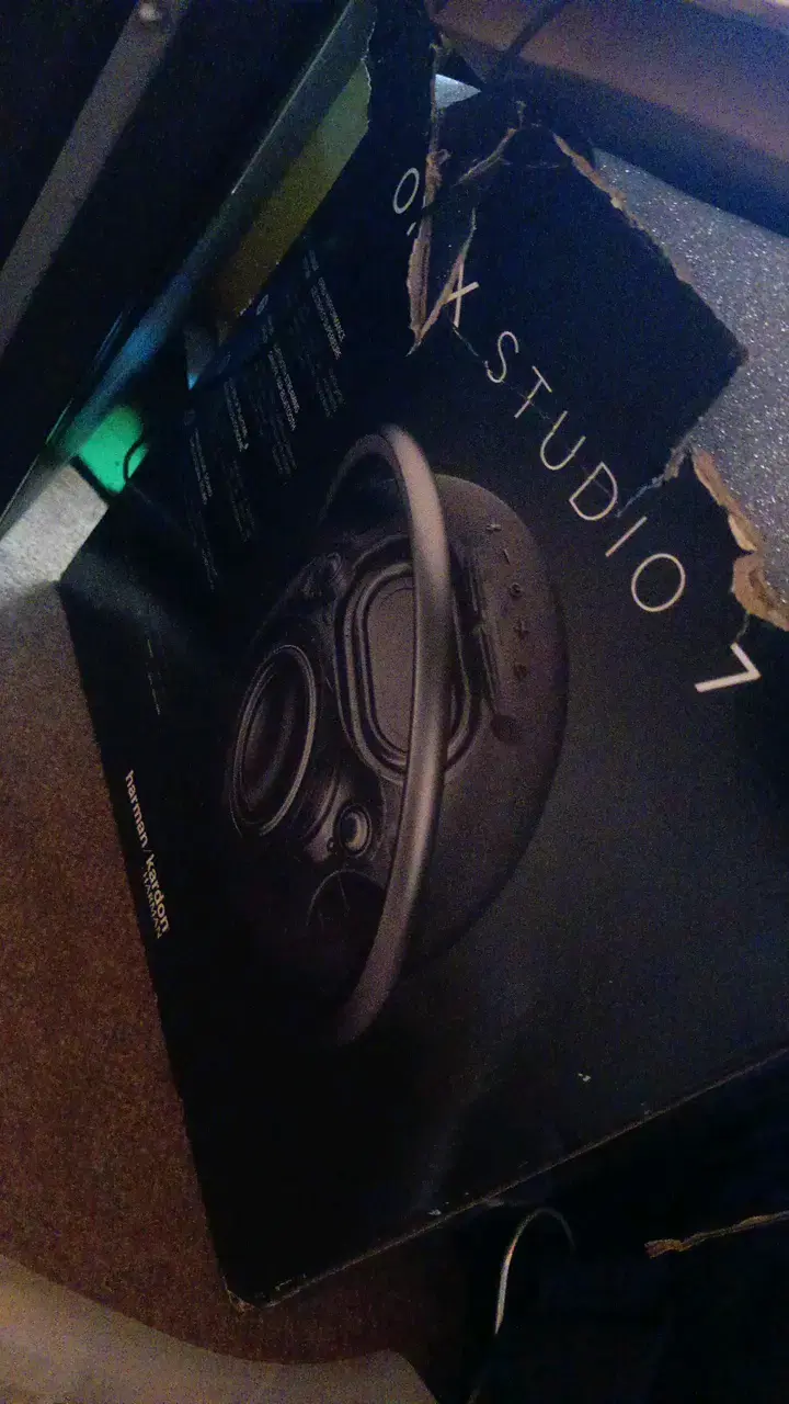 Parlante portátil Harman Kardon Onyx Studio 7 - 2