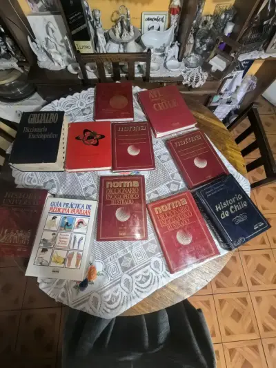 Enciclopedias, diccionarios, libros y Atlas. - miniatura 1