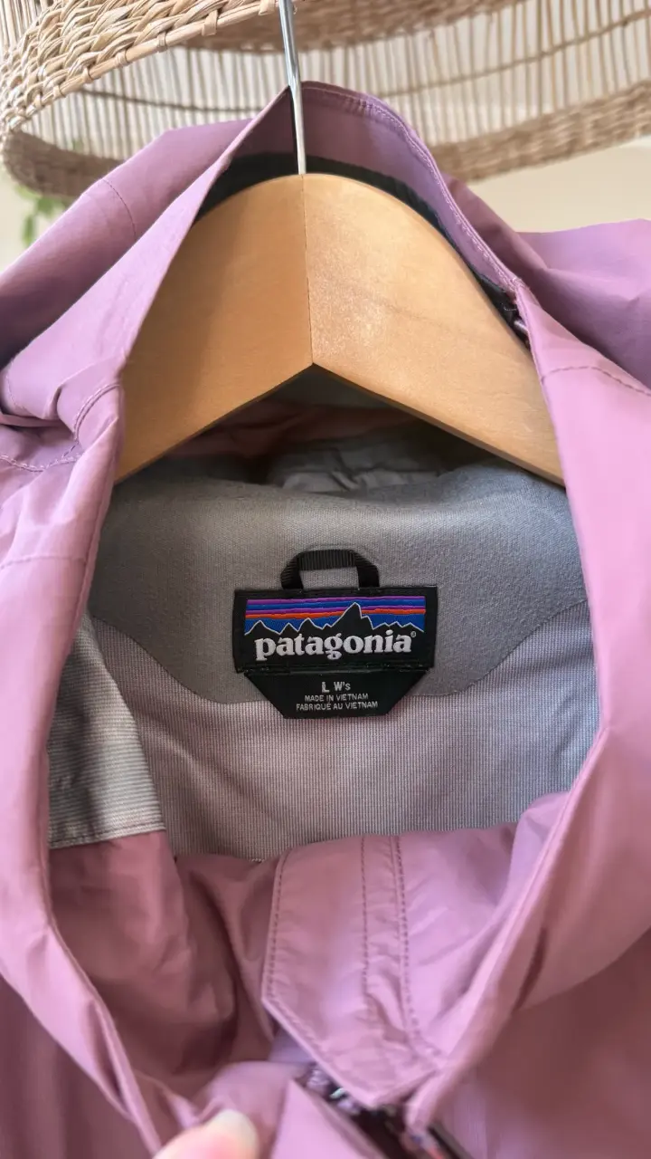 Chaqueta impermeable rosa Patagonia para mujer - 2
