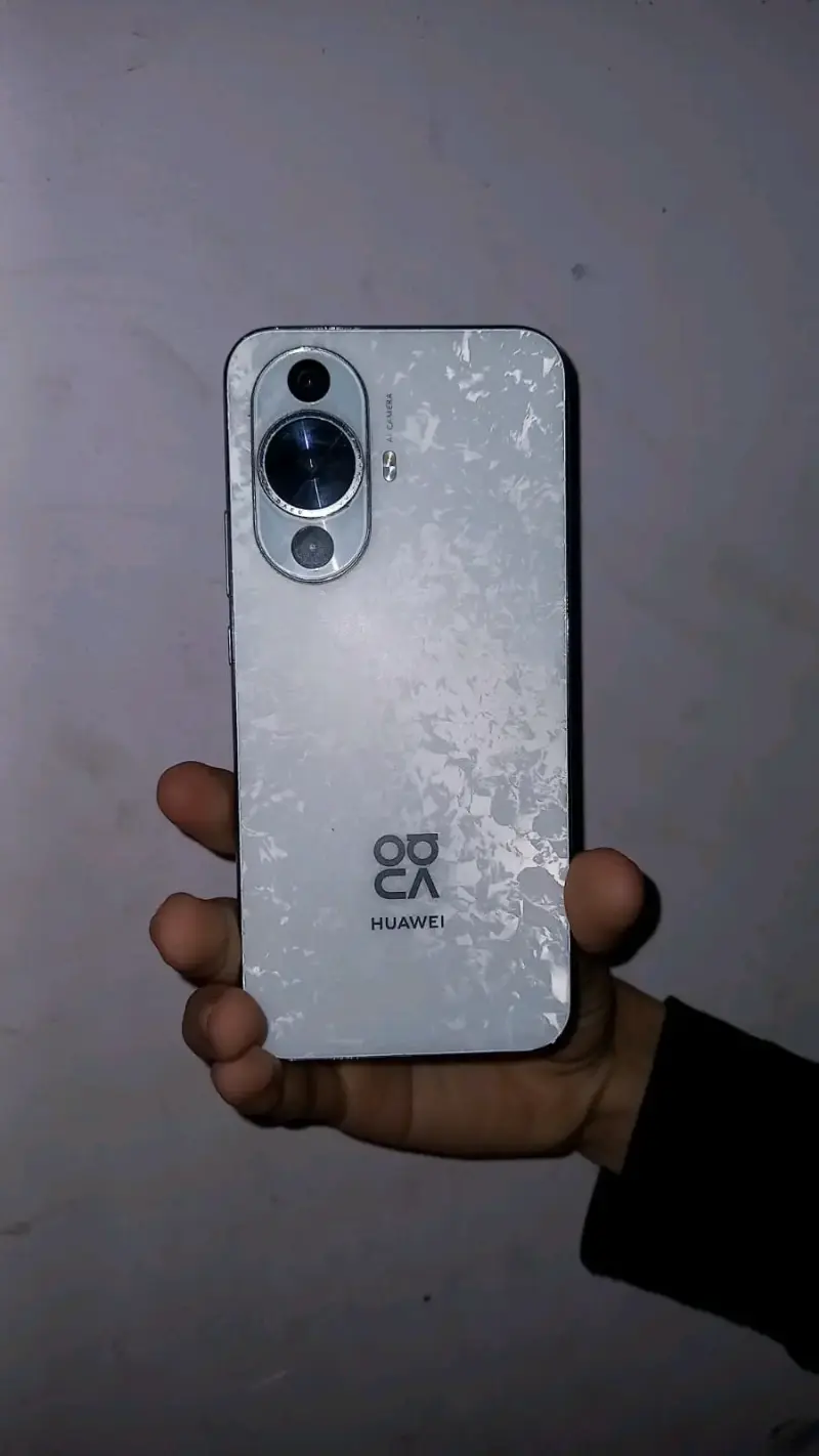 Huawei Nova 12s con 256GB y 8GB RAM - 2