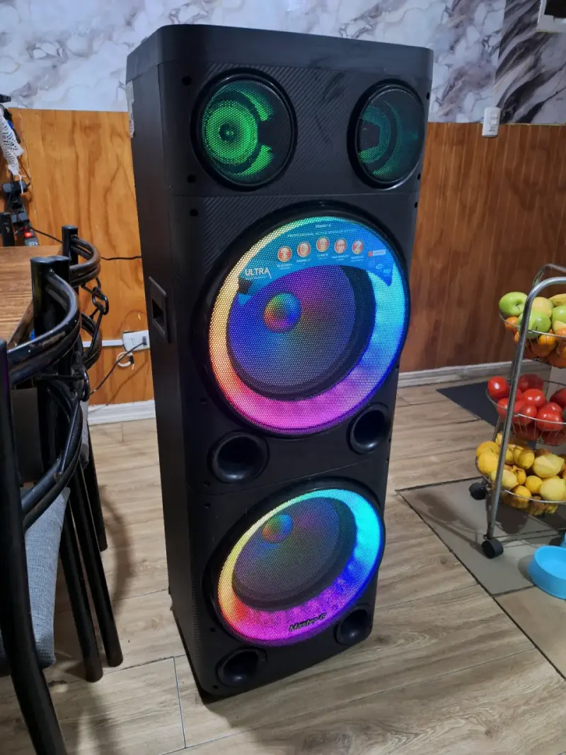 Parlante Torre Master-G con Luces LED - 5