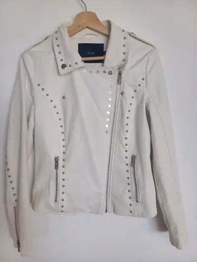 Chaqueta  blanca con tachas para mujer - miniatura 4