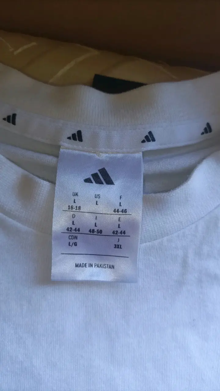 Pack de 2 poleras Adidas Talla M y L - 3