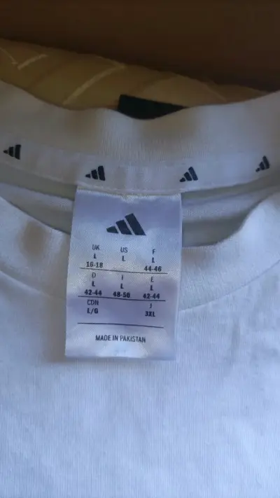 Pack de 2 poleras Adidas Talla M y L - miniatura 3