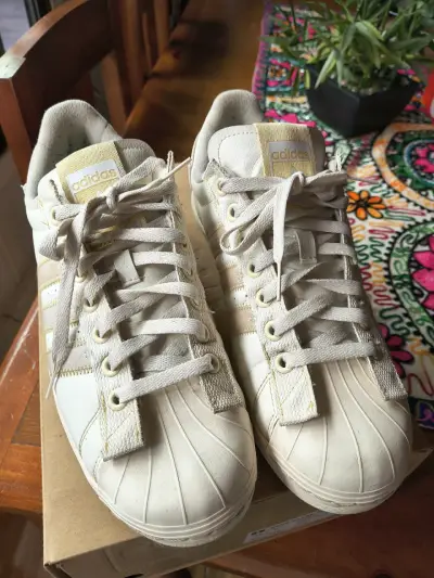Zapatillas Adidas Superstar Parley blancas - miniatura 4
