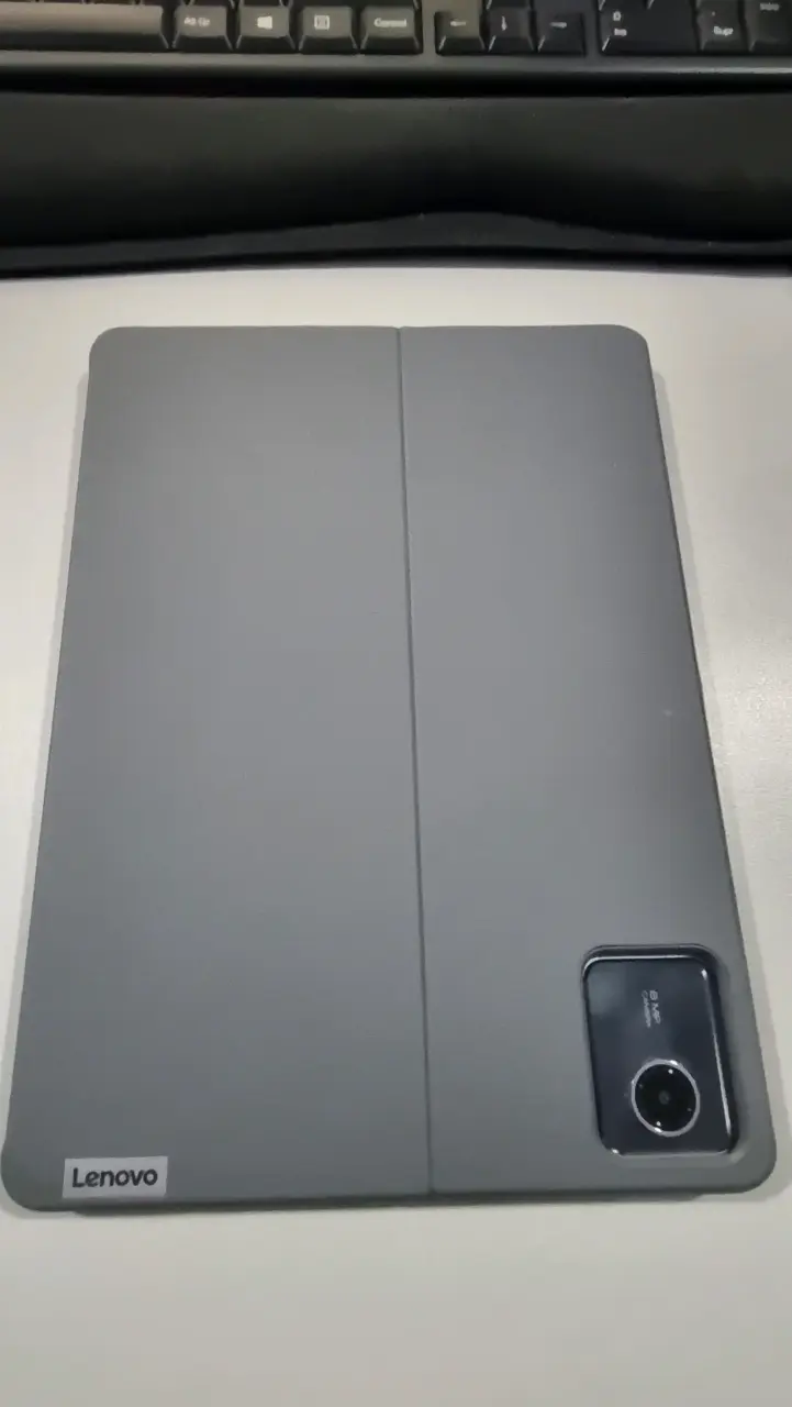 Tablet Lenovo Tab M11 con funda - 4